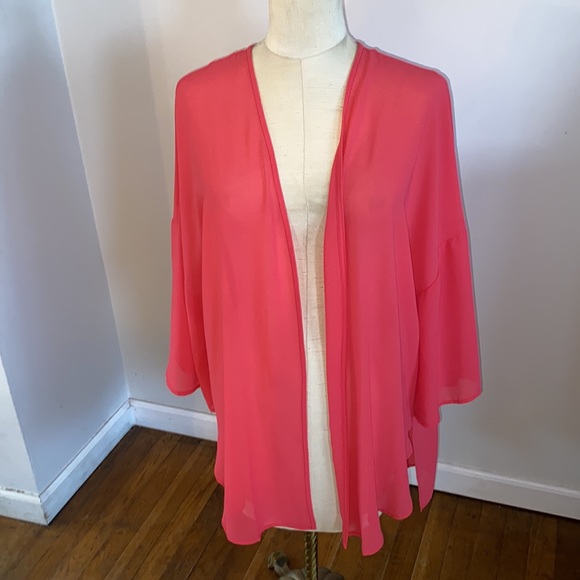 NEW Ninexis 2X sheer kimono - Picture 3 of 9